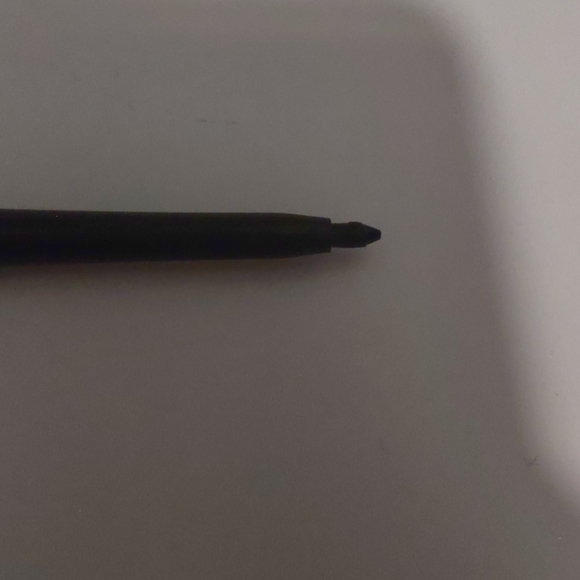 3/$25 Brand new MAC eye and lip liner - Picture 3 of 3